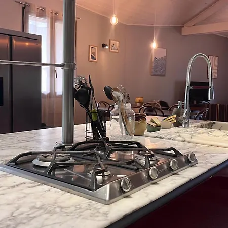 Maison Chaleureuse Avec Terrasse Privee Дом отдыха Вальреас
